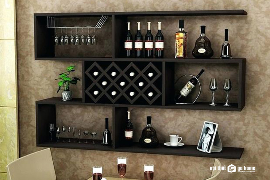Để tìm kiếm một món đồ trang trí rượu độc đáo cho phòng khách của bạn, hãy lựa chọn tủ rượu treo tường phòng khách lịch sự, đầy cá tính và sang trọng.